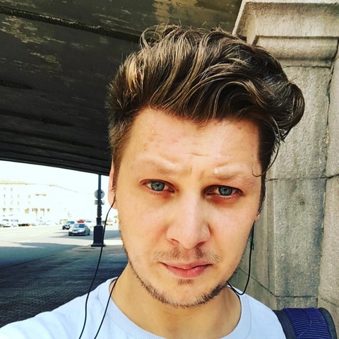 Павел Казарцев